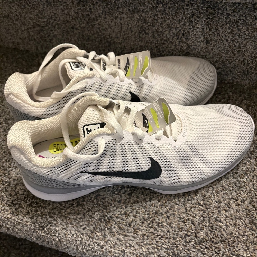 Brand new Nike in-season TR 6 shoes